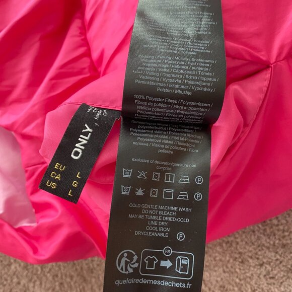 Only reversible pink puffer vest - (size L) - Picture 9 of 12